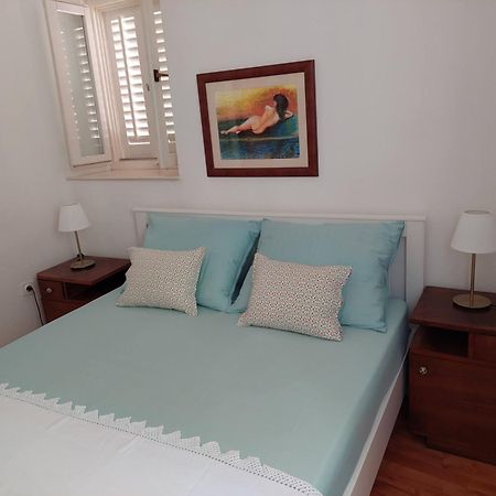 Apartment In Vis Historic Center - Mikula, Ljubica, Toma Exterior foto