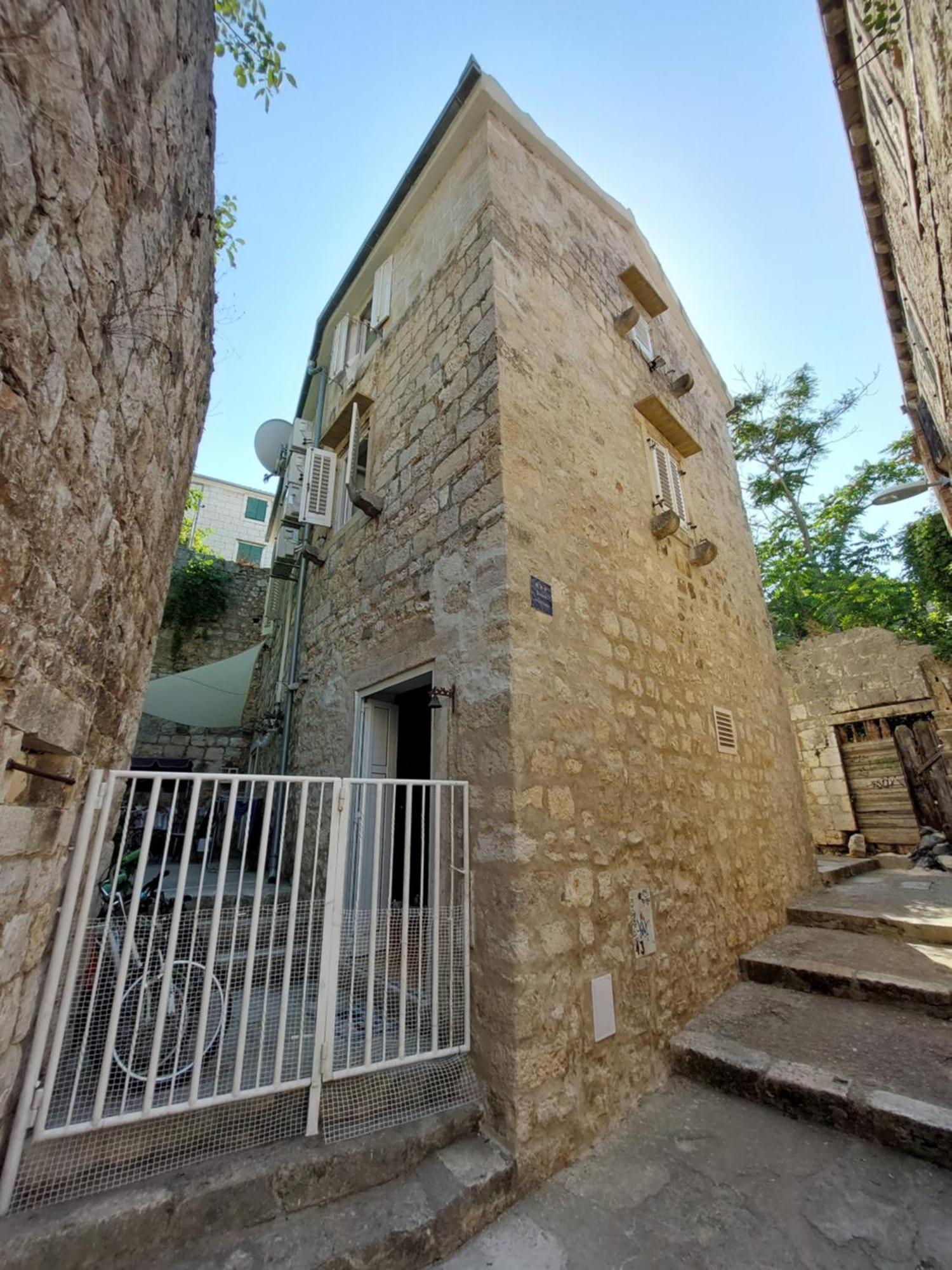 Apartment In Vis Historic Center - Mikula, Ljubica, Toma Exterior foto