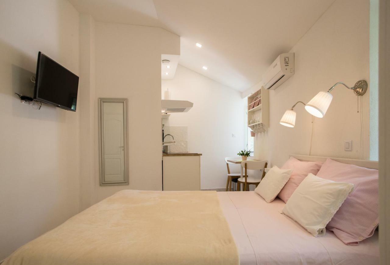 Apartment In Vis Historic Center - Mikula, Ljubica, Toma Exterior foto